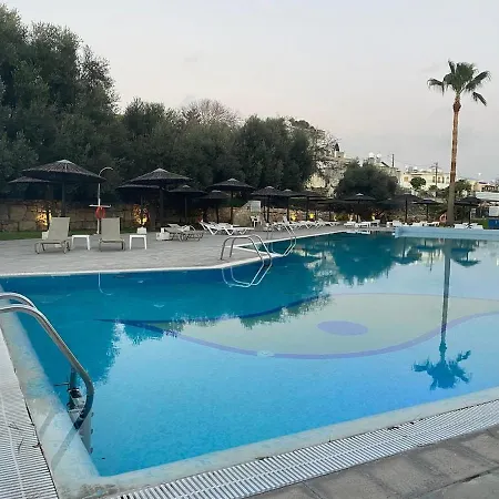 Harbour Pearl Appartement Paphos